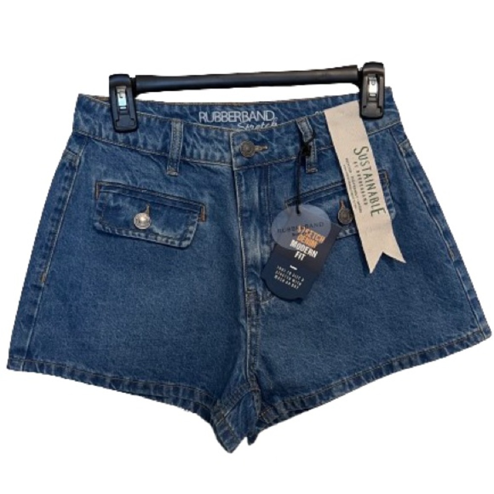 Rubberband Denim - Denim Pocket Detail Women's Shorts size 26 or 3/4